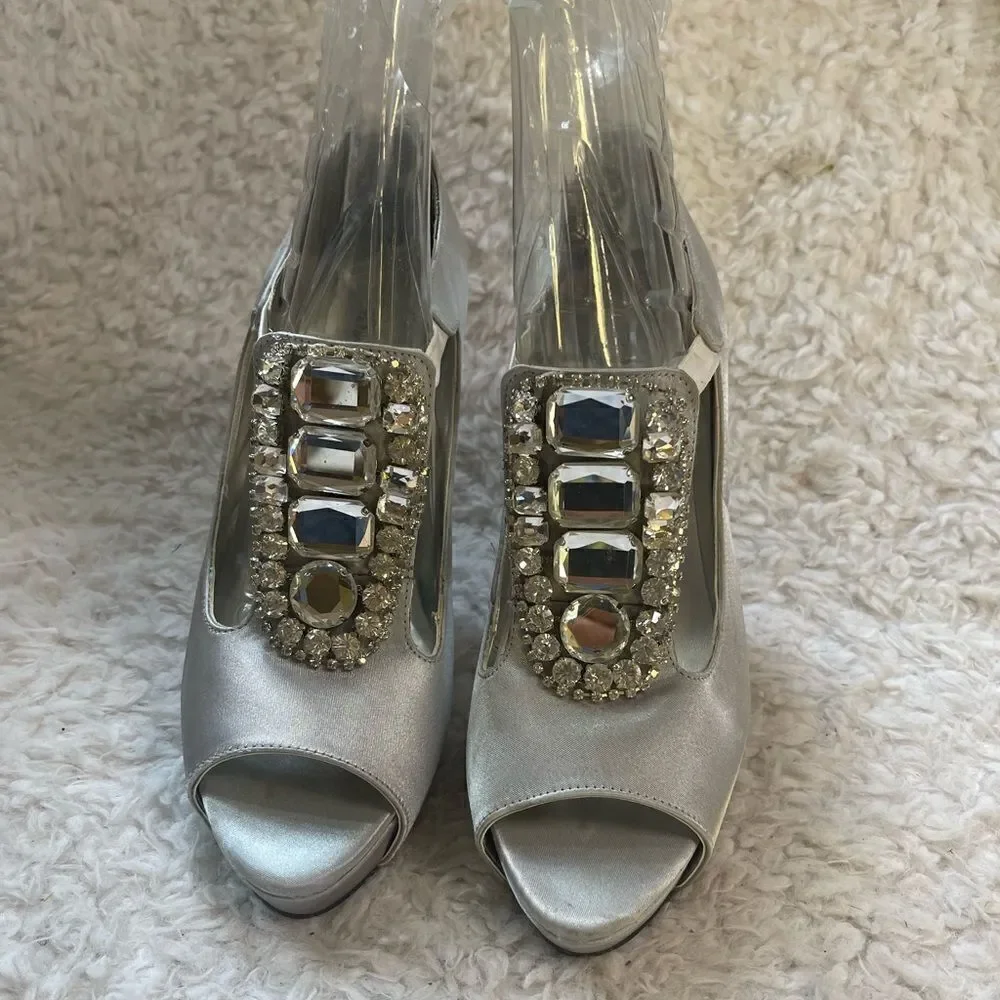 Lauren Jones gray SatinTStrap peep toe platform heels crystal beads accent SZ8.5